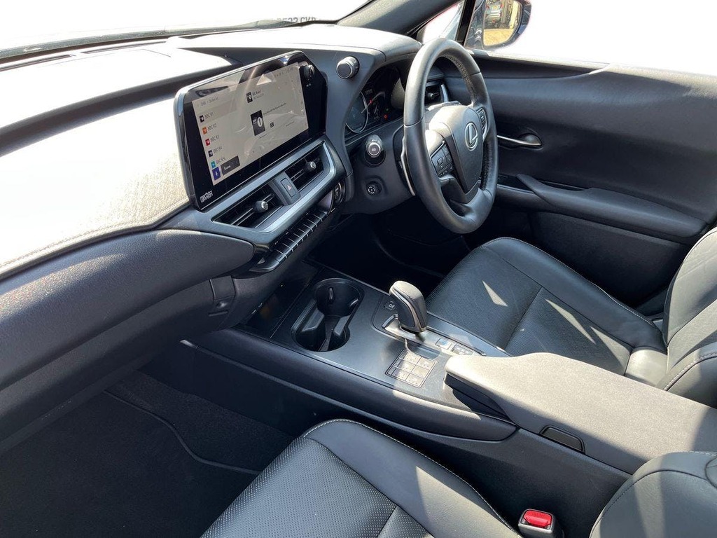 Lexus UX 250H 2.0 F-sport Design Cvt Hatchback White #12