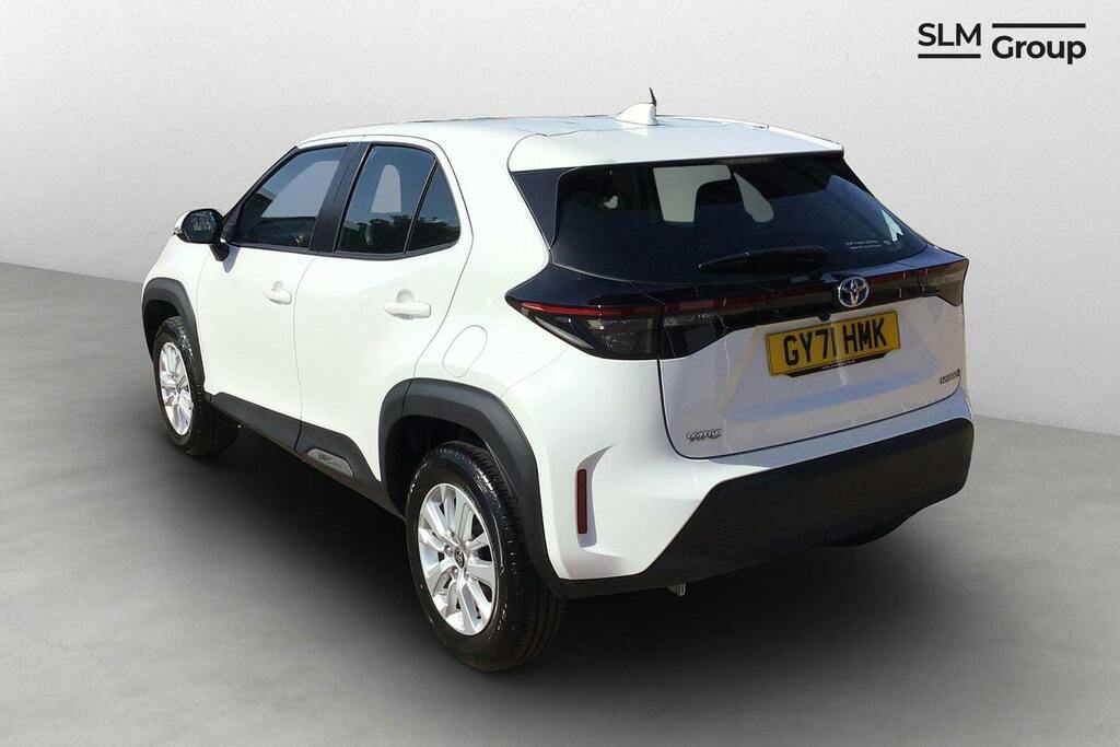 Toyota Yaris Cross 1.5 Vvt-h Icon Suv Hybrid E Cvt White #4