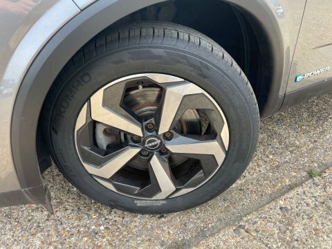 Nissan Qashqai Suv YB72FDV Grey #3