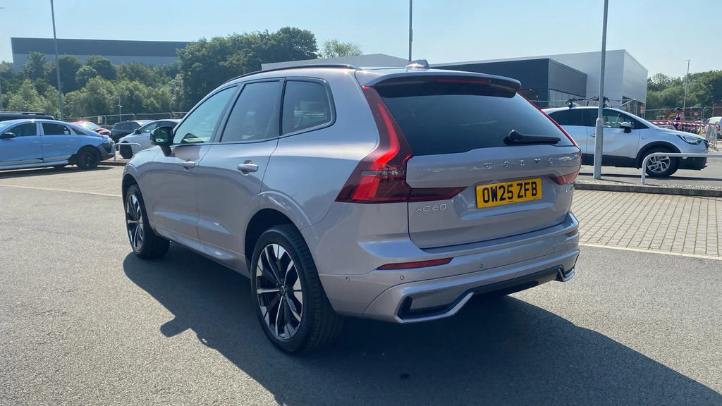 Volvo XC60 2.0 B5 Mhev Ultra Dark Awd Euro 6 Ss OW25ZFB #4