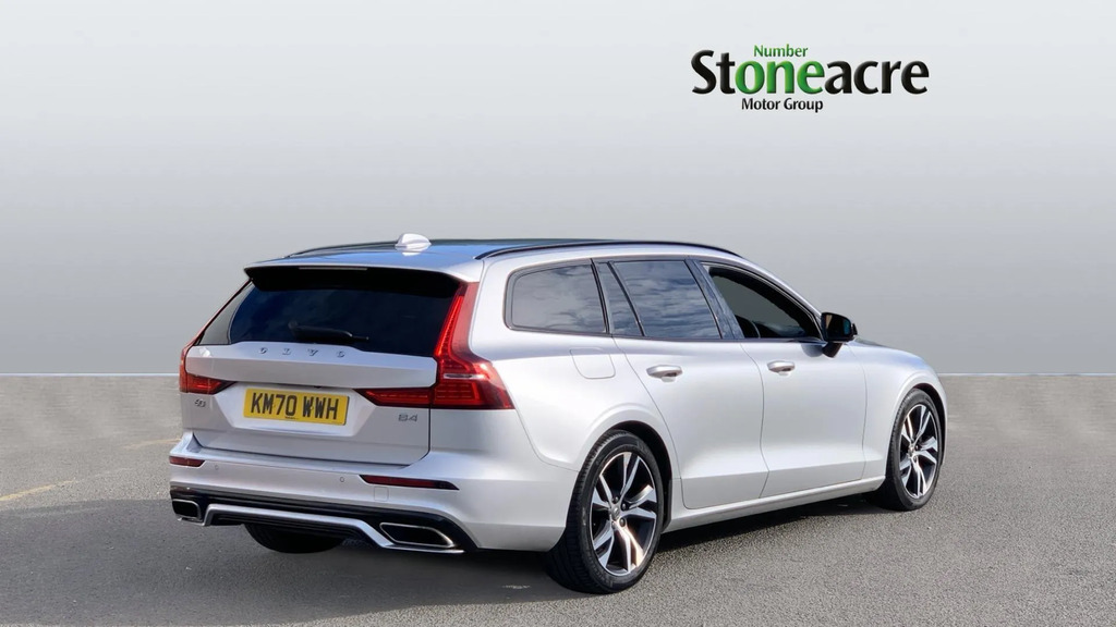 Volvo V60 2.0 B4 Mhev R-design Euro 6 Ss Silver #2