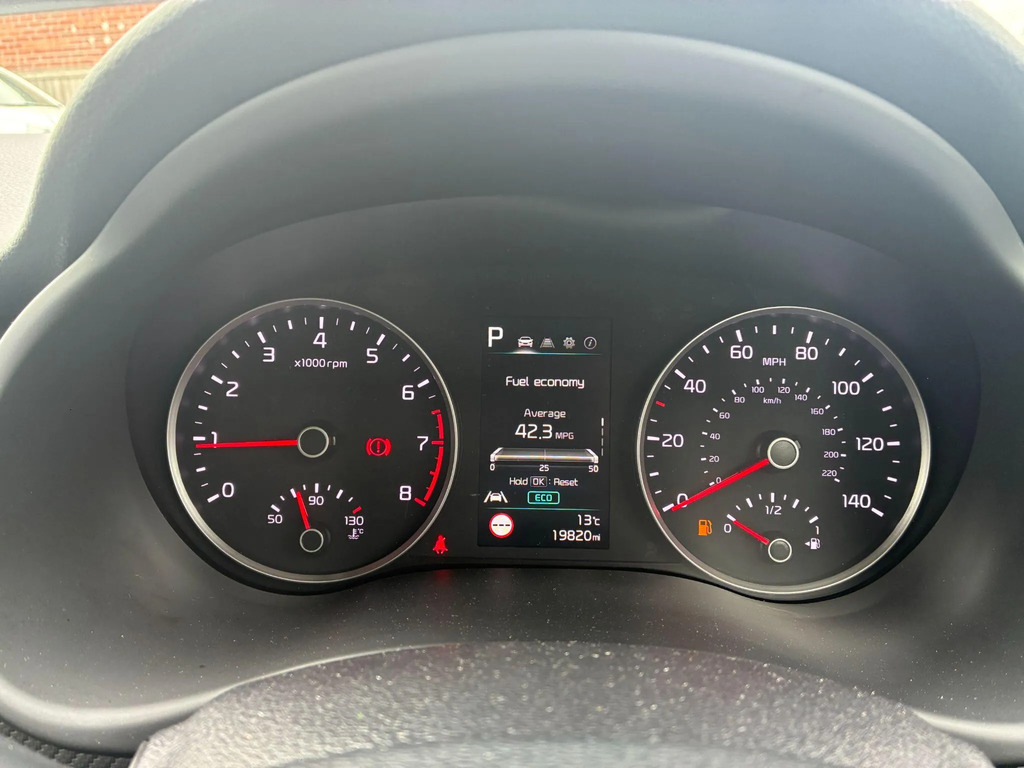 Kia Stonic 1.0T Gdi 48V Gt-line S 118 Red #34