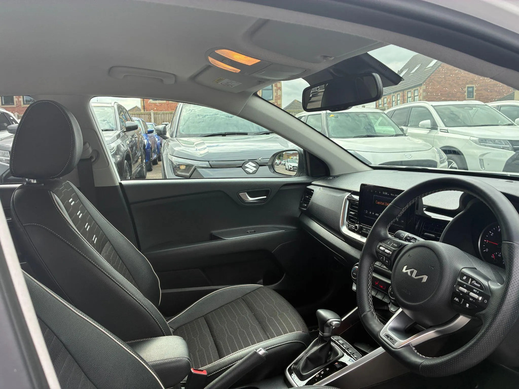 Kia Stonic 1.0T Gdi 48V Gt-line S 118 Red #26