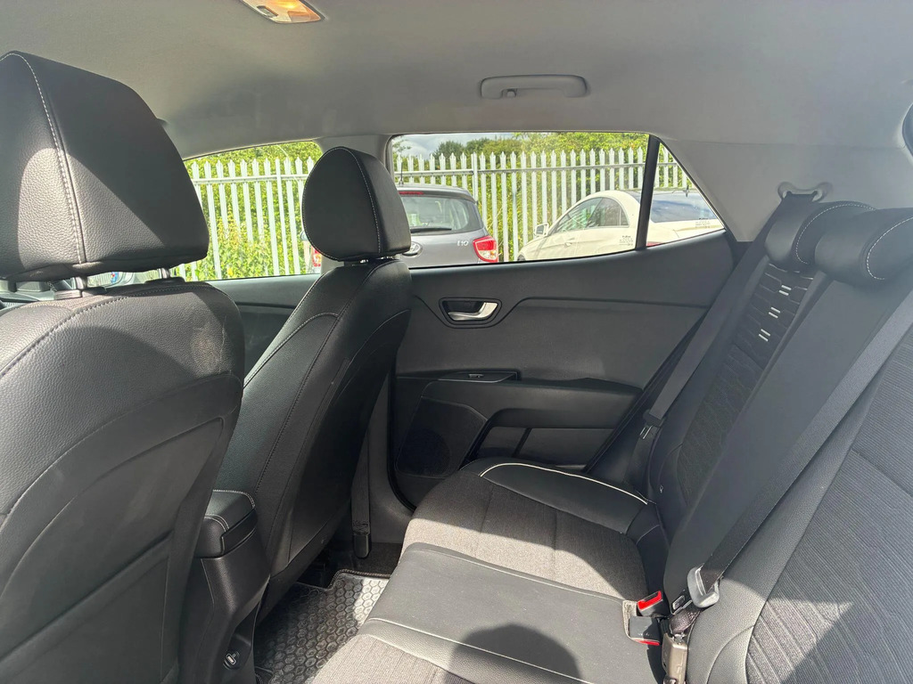 Kia Stonic 1.0T Gdi 48V Gt-line S 118 Red #29