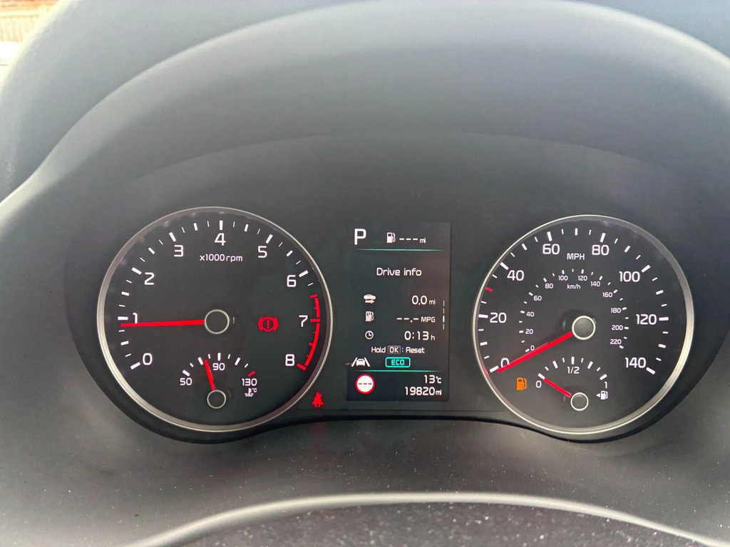 Kia Stonic 1.0T Gdi 48V Gt-line S 118 Red #39
