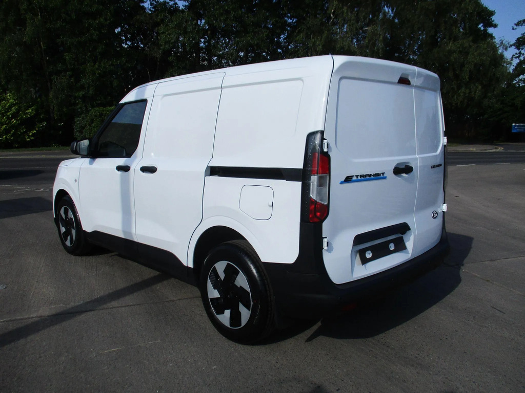 Ford Transit Courier 43Kwh Trend Swb  #5