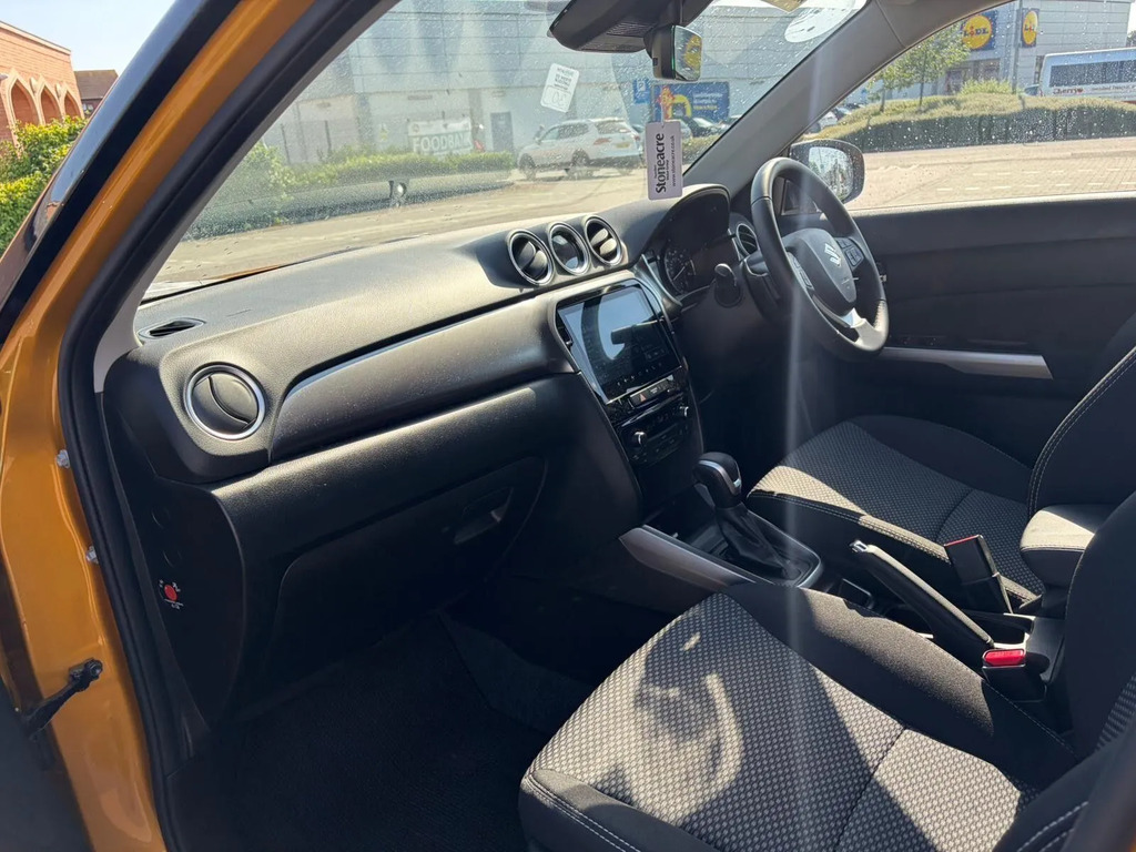 Suzuki Vitara 1.4 Boosterjet Mild Hybrid Ultra Yellow #10