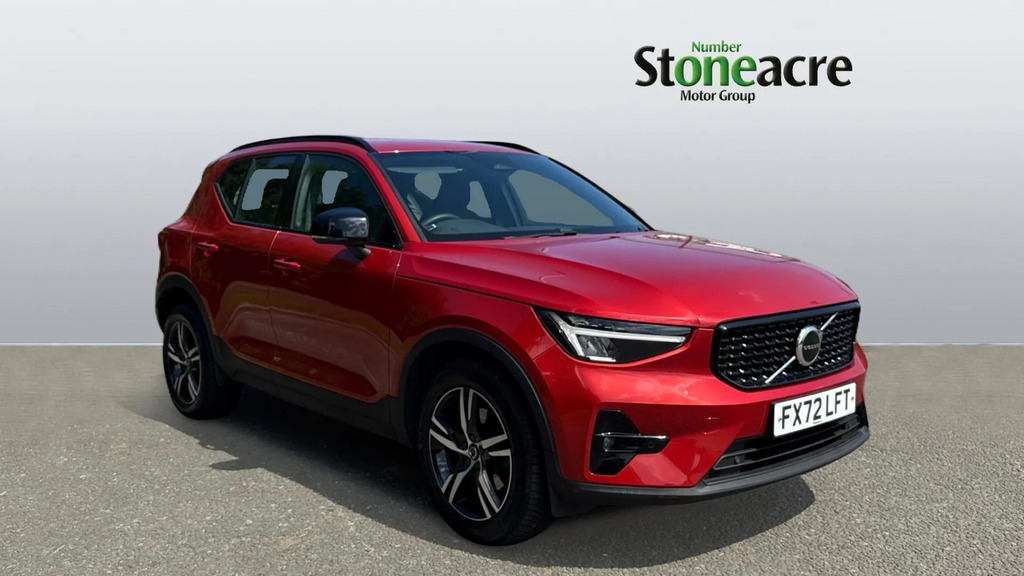 Volvo XC40 2.0 B3p Plus Dark 