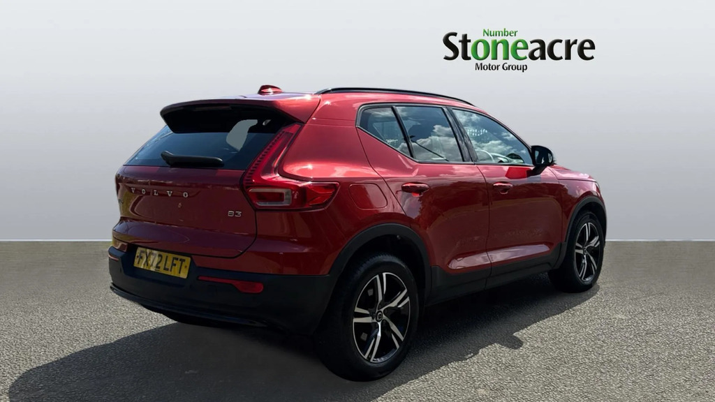 Volvo XC40 2.0 B3p Plus Dark  #2