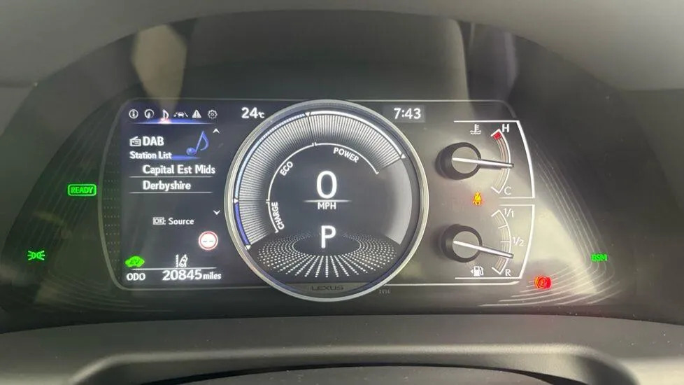 Lexus ES 300H 2.5 Takumi Cvt Saloon Red #14