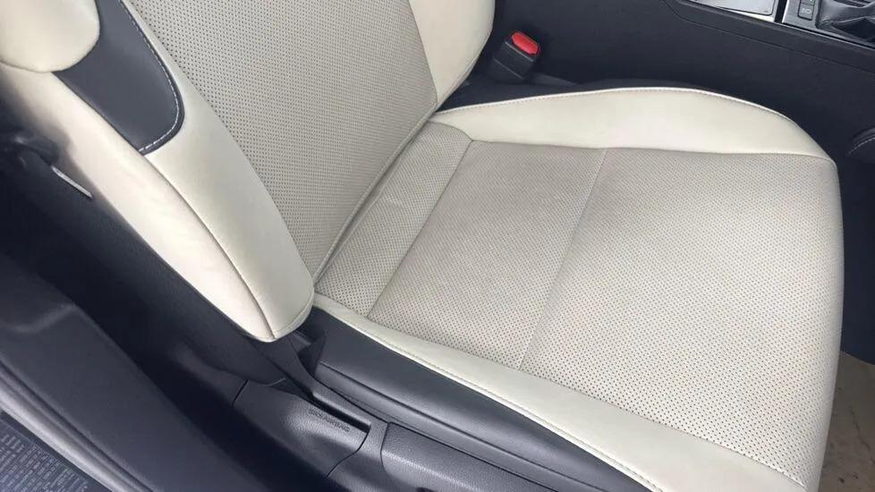 Lexus ES 300H 2.5 Takumi Cvt Saloon Red #20
