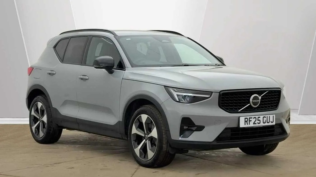 Volvo XC40 2.0 B4p Plus Dark 