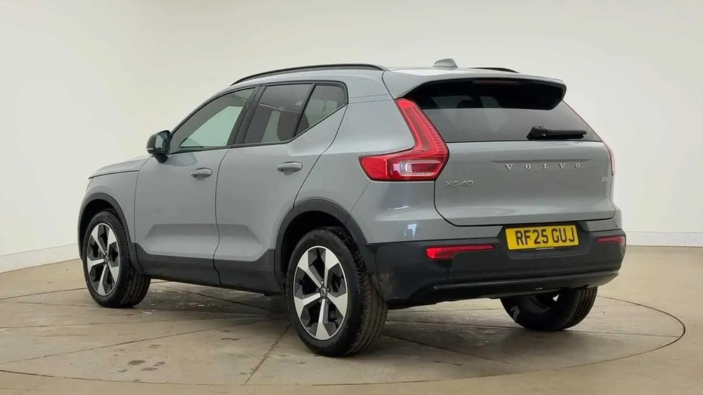 Volvo XC40 2.0 B4p Plus Dark  #5
