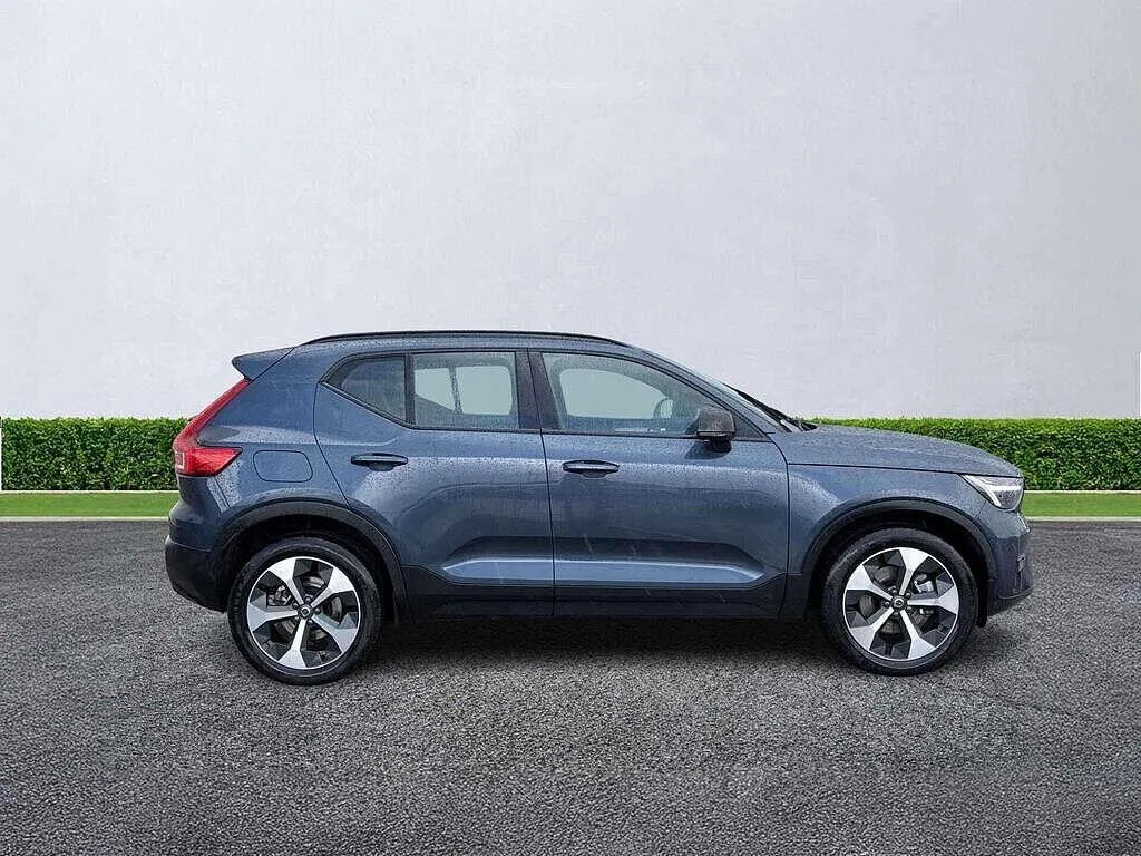 Volvo XC40 2.0 B3p Plus Dark  #5