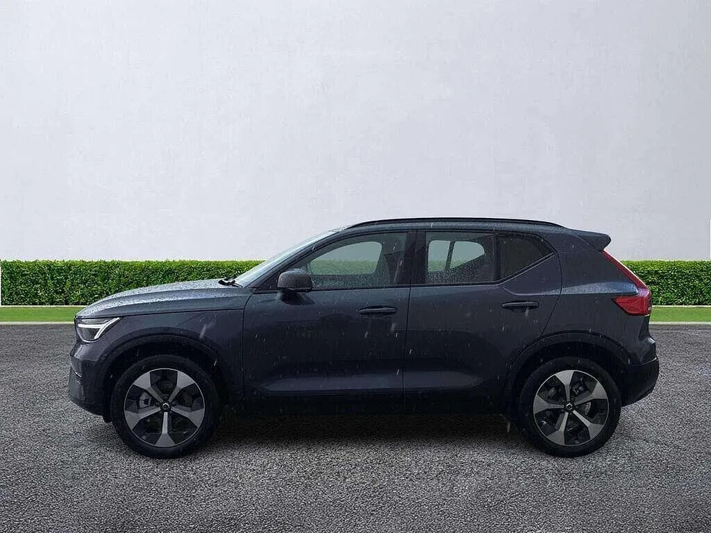 Volvo XC40 2.0 B3p Plus Dark  #4