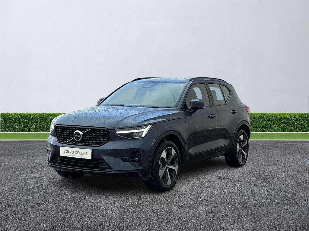 Volvo XC40 2.0 B3p Plus Dark  #2