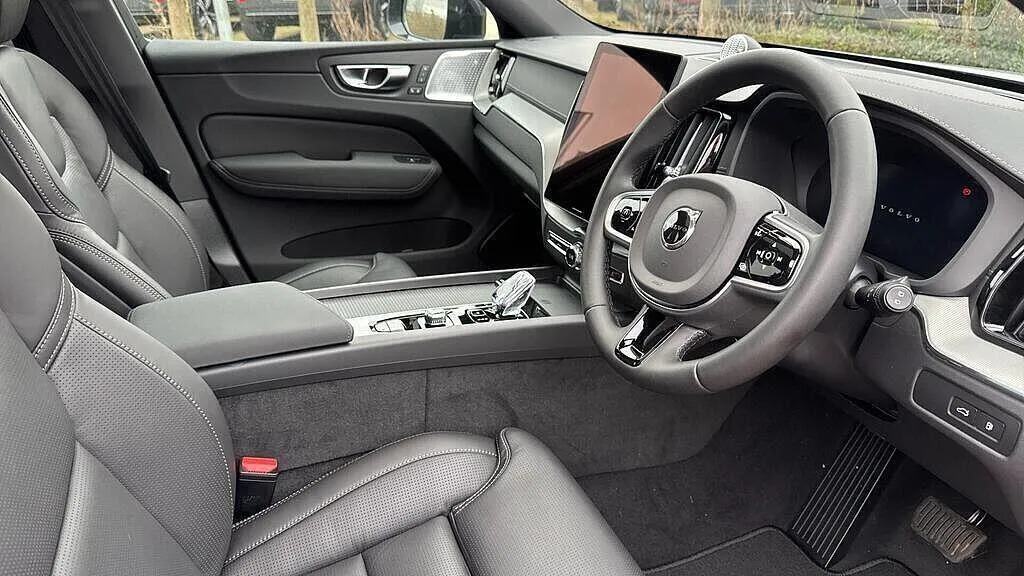Volvo XC60 Black Edition Plus, T6 Awd Plug-in Hybrid, Electri Black #34