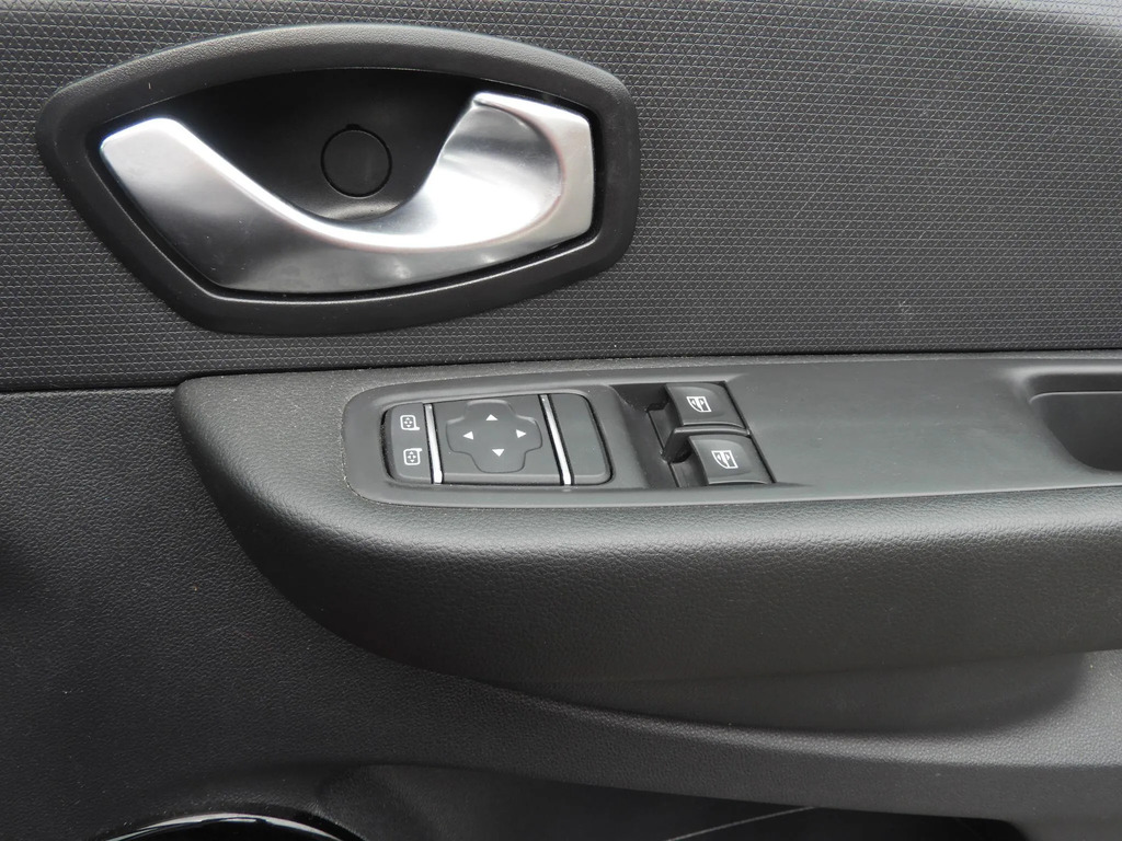 Renault Clio 1.5 Dci Signature Nav Euro 6 Ss Black #14