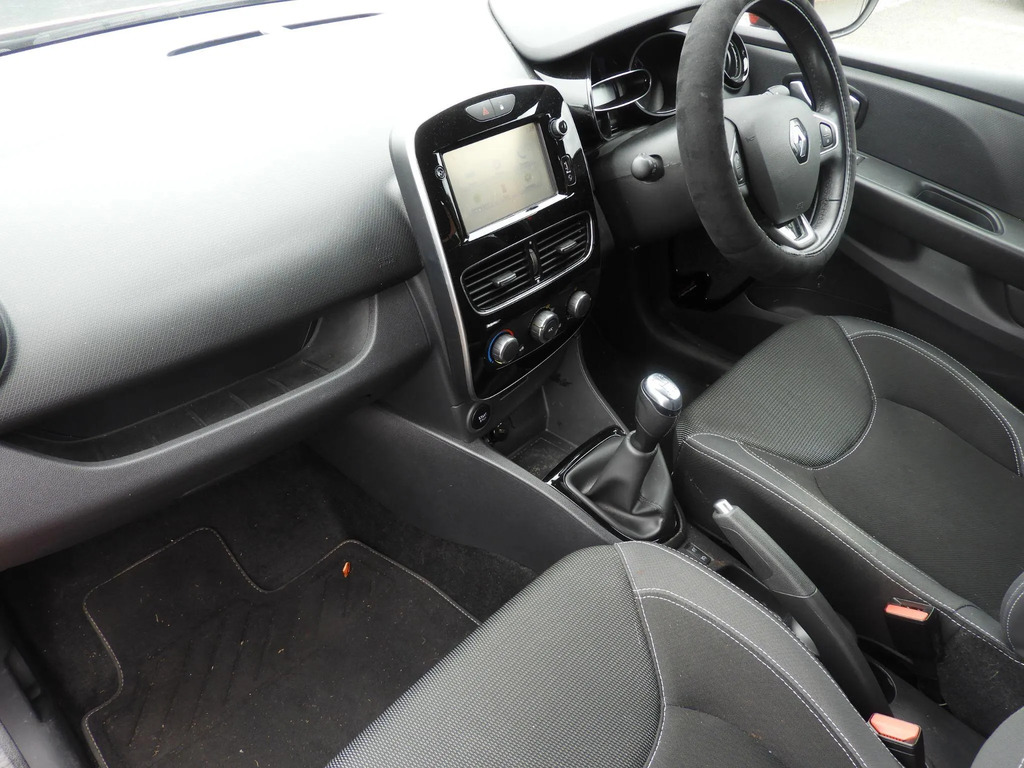 Renault Clio 1.5 Dci Signature Nav Euro 6 Ss Black #11