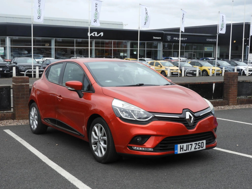 Renault Clio 1.5 Dci Signature Nav Euro 6 Ss Black #1