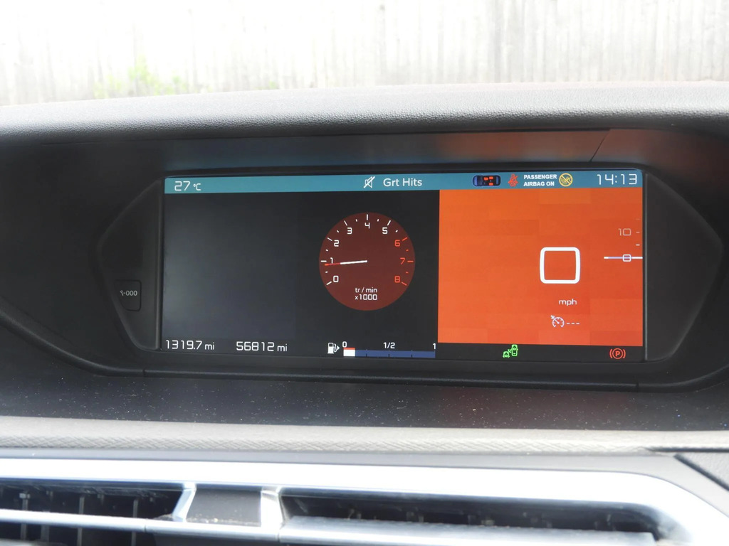 Citroen C4 Picasso Picasso Feel Bluehdi S Red #32