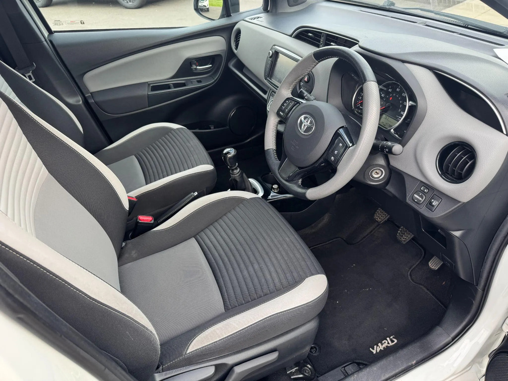 Toyota Yaris Vvt-i Excel M-drive S Blue #11