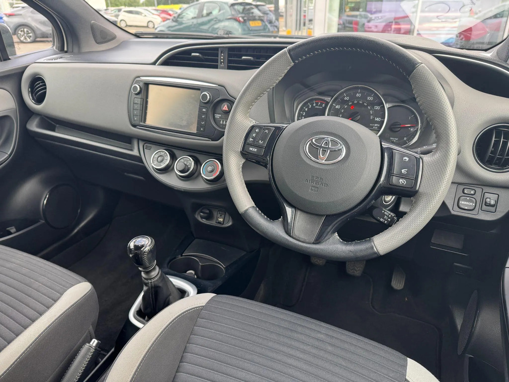 Toyota Yaris Vvt-i Excel M-drive S Blue #16