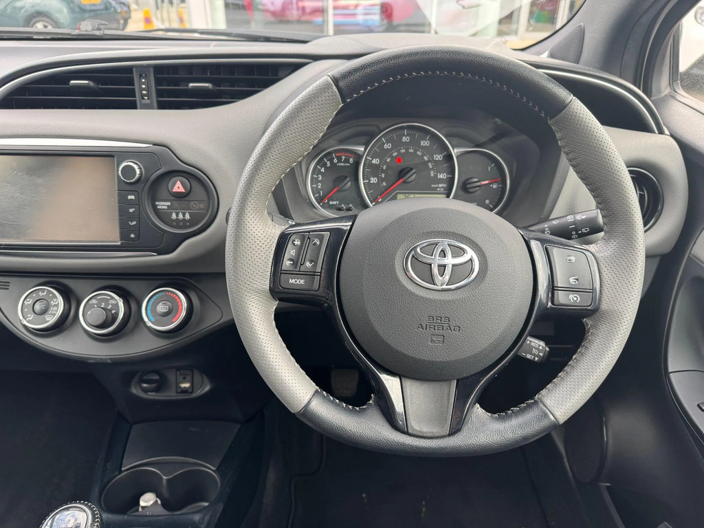 Toyota Yaris Vvt-i Excel M-drive S Blue #17