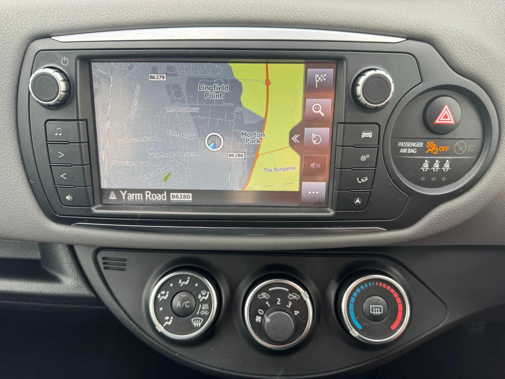 Toyota Yaris Vvt-i Excel M-drive S Blue #19