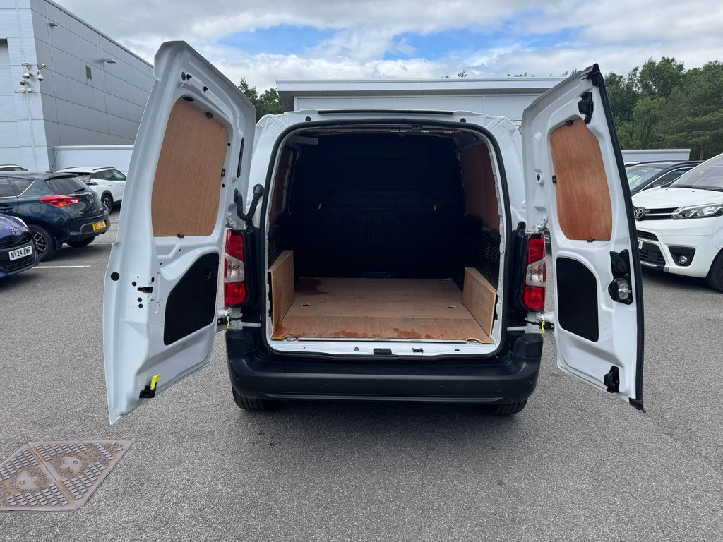 Citroen Berlingo Bluehdi Flair Xtr XL Ss Beige #10