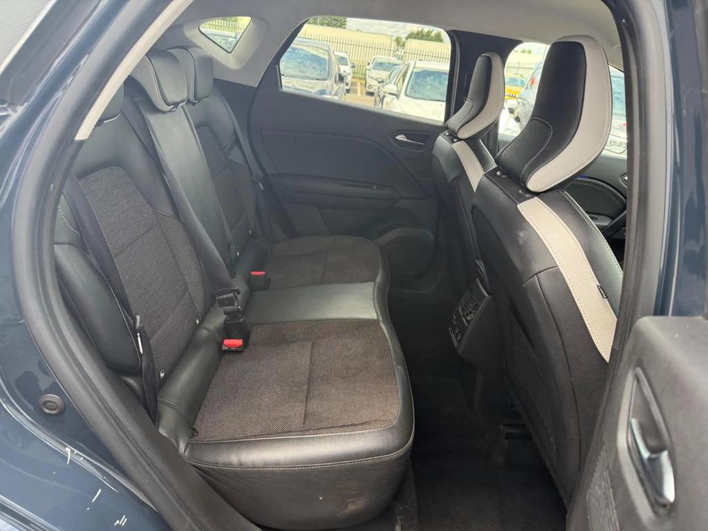 Renault Captur Techno Tce 90 My22 #6