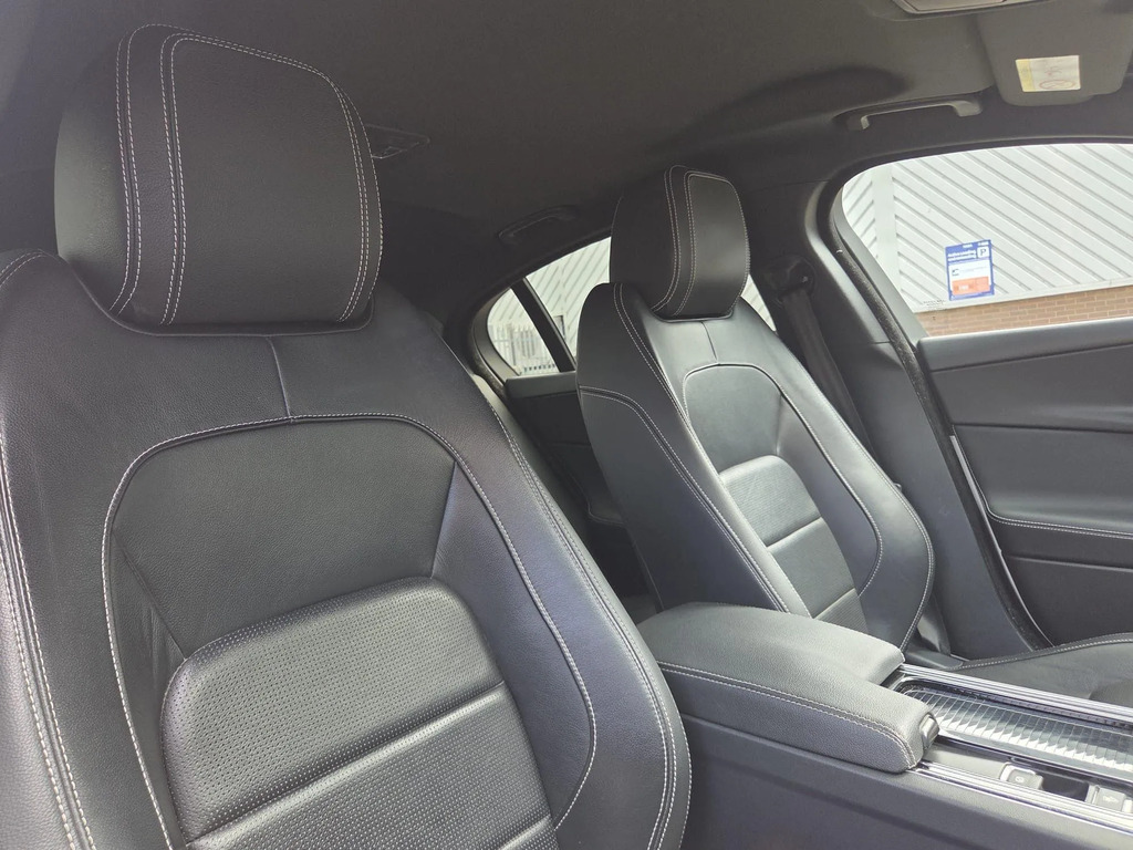 Jaguar XE 2.0D R-sport Euro 6 Ss White #19