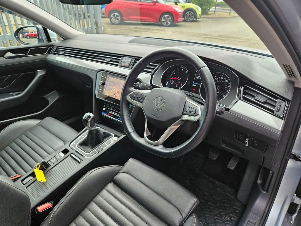 Volkswagen Passat Estate 1.4 Tsi Phev Gte Dsg Silver #11