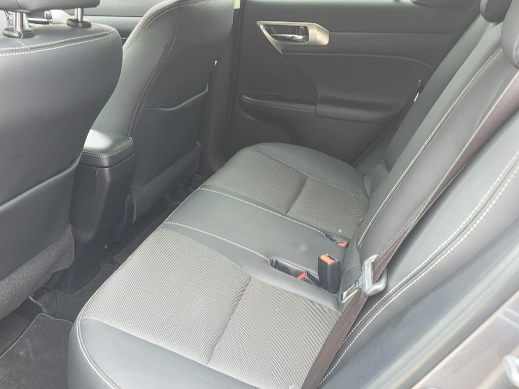 Lexus CT 200H 1.8 F-sport Cvt 2018 Red #17