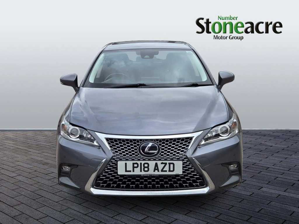 Lexus CT 200H 1.8 F-sport Cvt 2018 Red #8