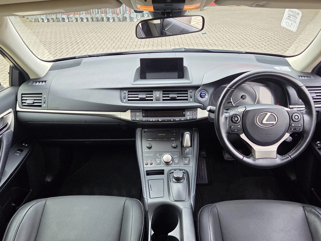 Lexus CT 200H 1.8 F-sport Cvt 2018 Red #19