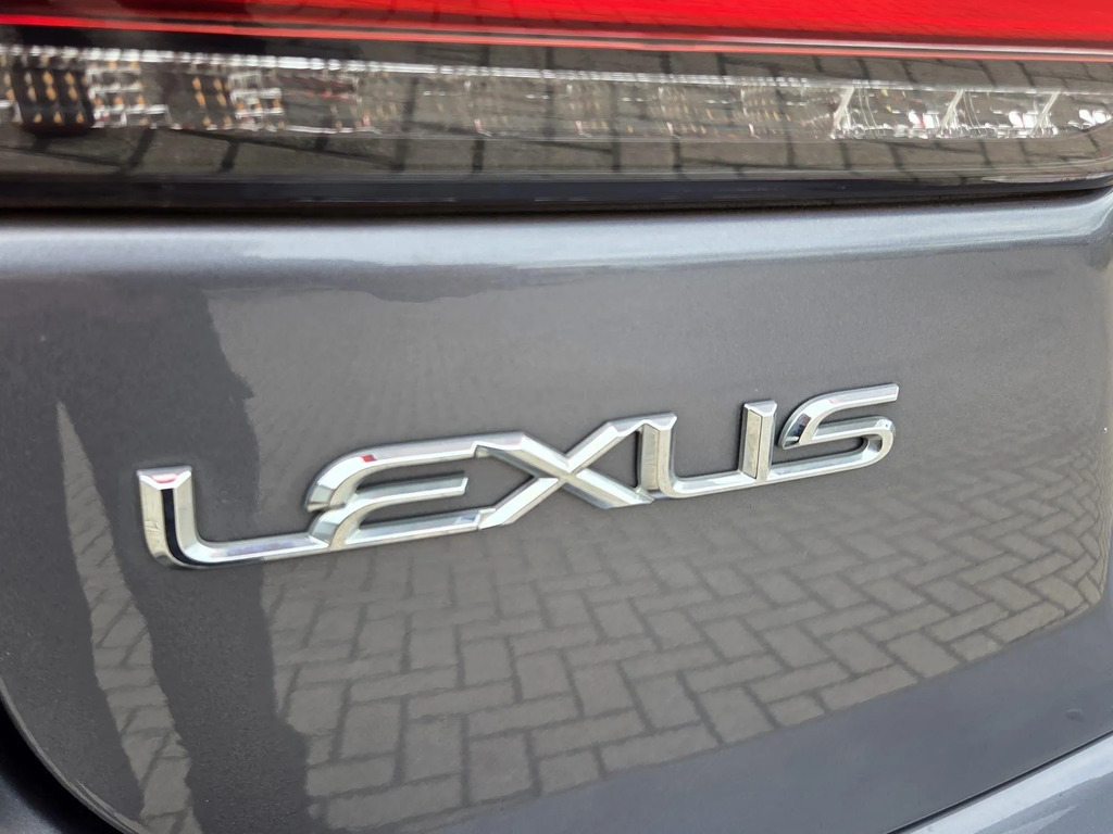 Lexus CT 200H 1.8 F-sport Cvt 2018 Red #9