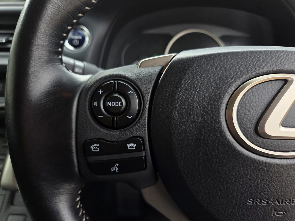 Lexus CT 200H 1.8 F-sport Cvt 2018 Red #27