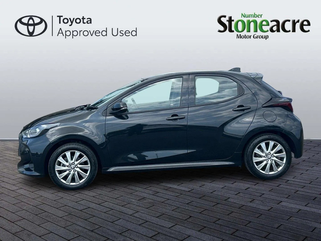 Toyota Yaris 1.5 Hybrid Icon Cvt  #6