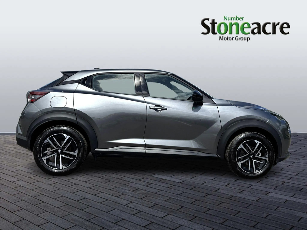 Nissan Juke 1.6 N-connecta Euro 6 YR75HPZ #2