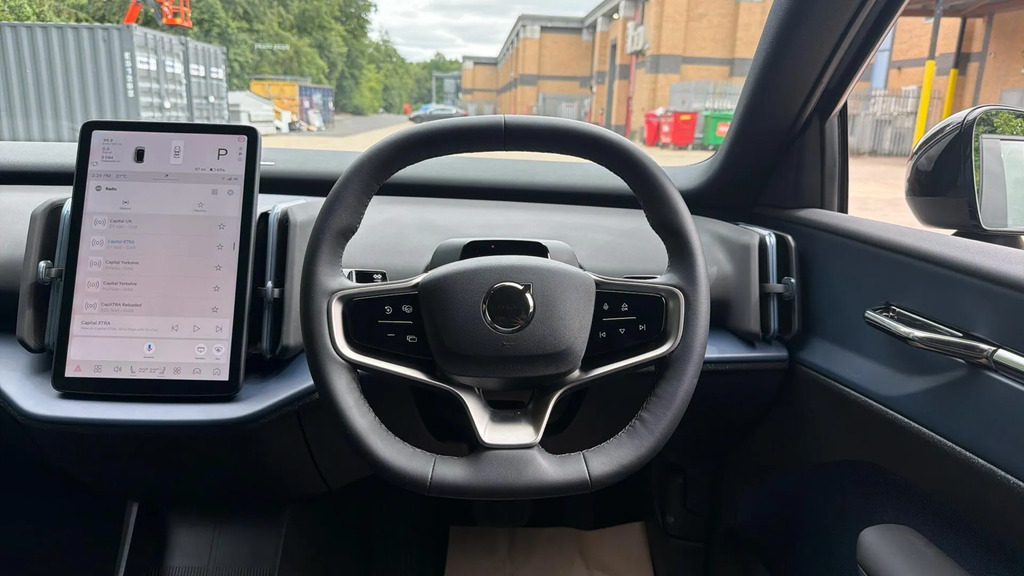 Volvo EX30 315Kw Twin Motor Performance Ultra 69Kwh Black #10