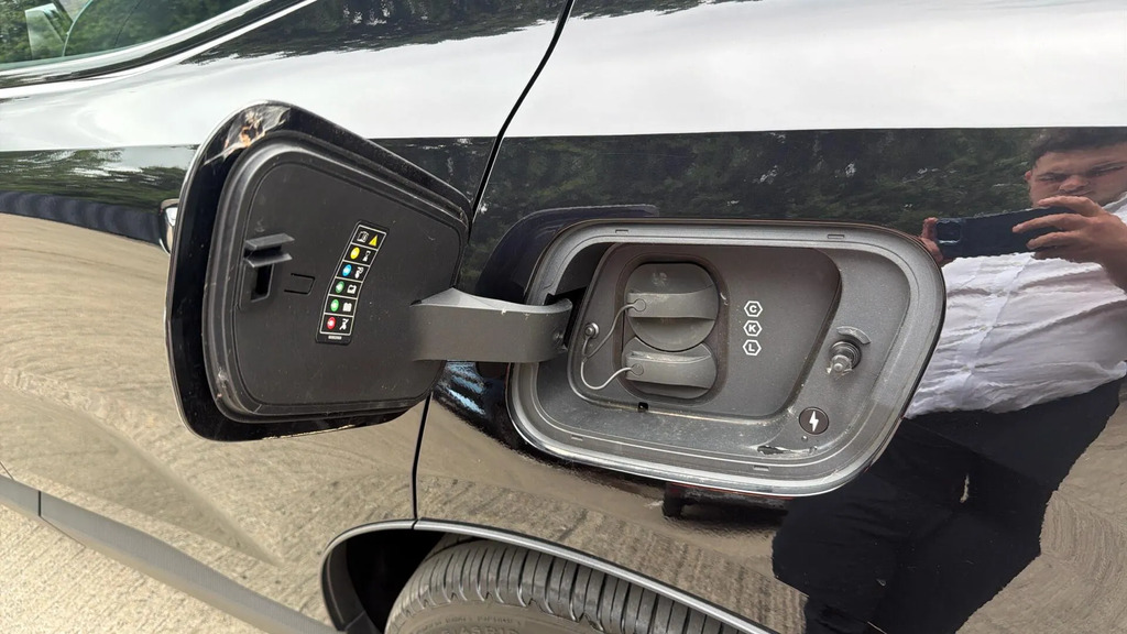 Volvo EX30 315Kw Twin Motor Performance Ultra 69Kwh Black #14