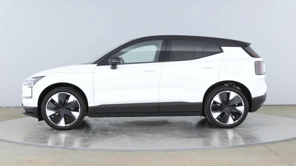 Volvo EX30 Single Motor Extended Range 69Kwh Ultra #6