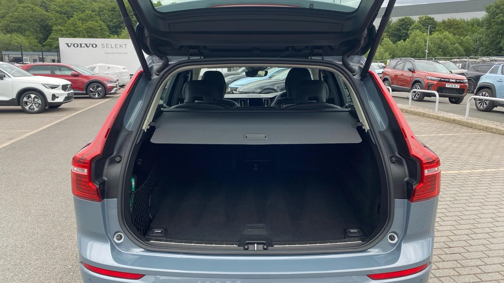 Volvo XC60 2.0 B5p Ultimate Dark Awd Geartronic Black #36