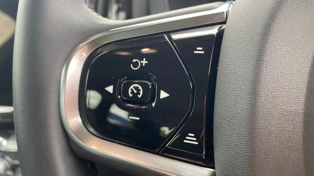 Volvo XC60 2.0 B5p Ultimate Dark Awd Geartronic Black #16