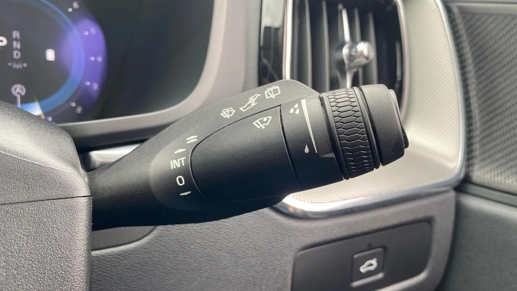 Volvo XC60 2.0 B5p Ultimate Dark Awd Geartronic Black #18
