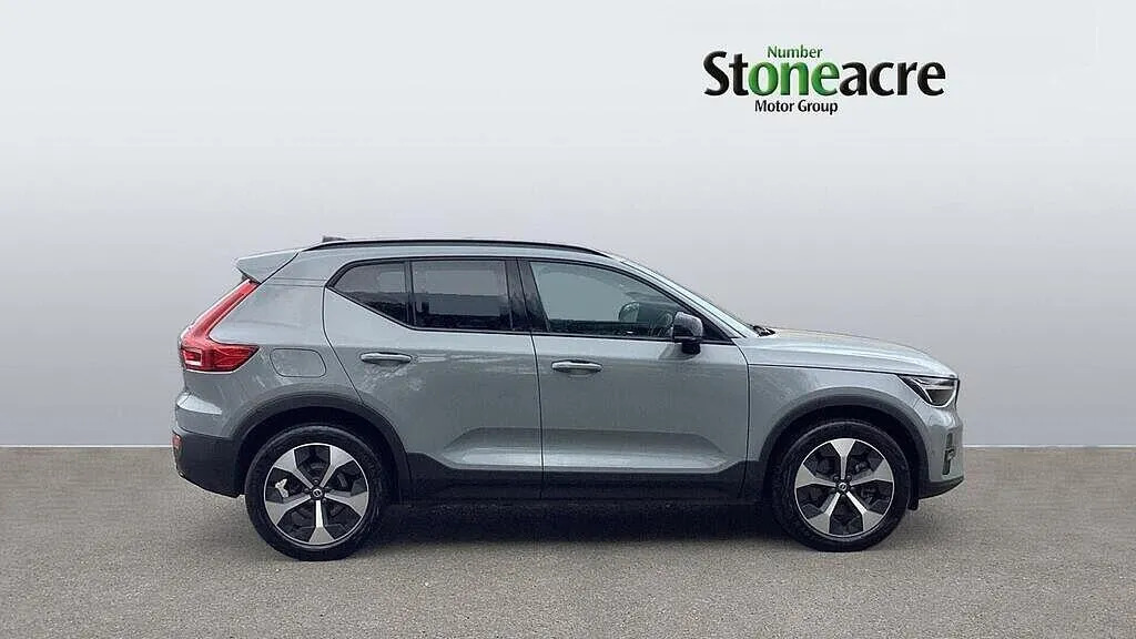 Volvo XC40 2.0 B3p Plus Dark  #3