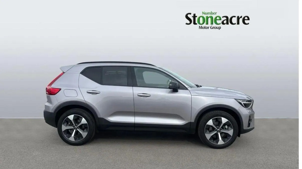 Volvo XC40 2.0 B3p Plus Dark #2