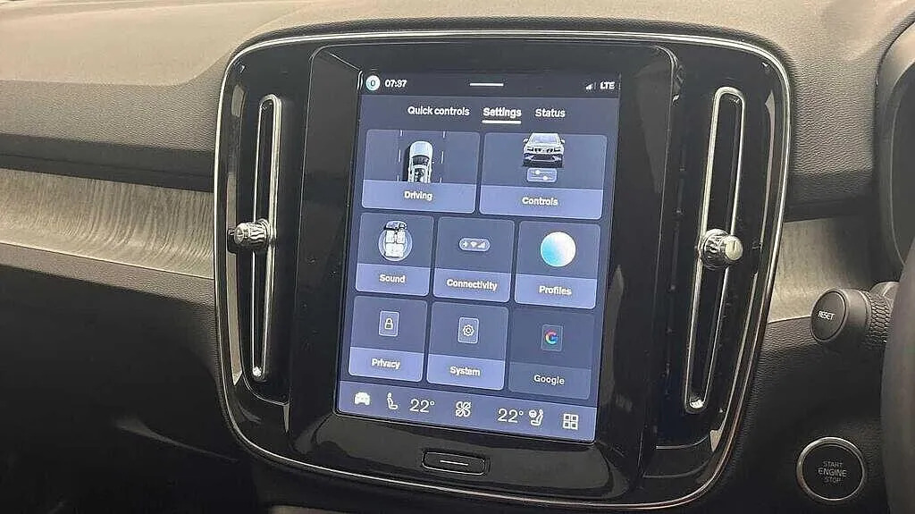 Volvo XC40 Plus, B3 Mild Hybrid, Dark Forest Lake #8