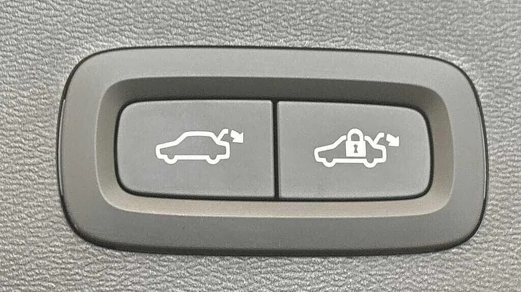 Volvo XC40 Plus, B3 Mild Hybrid, Dark Forest Lake #10